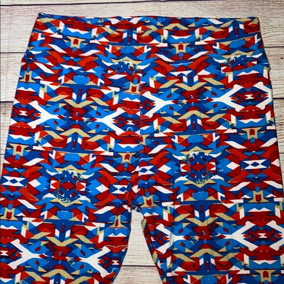 New Lularoe TC Leggings Bundle. - Picture 7 of 9